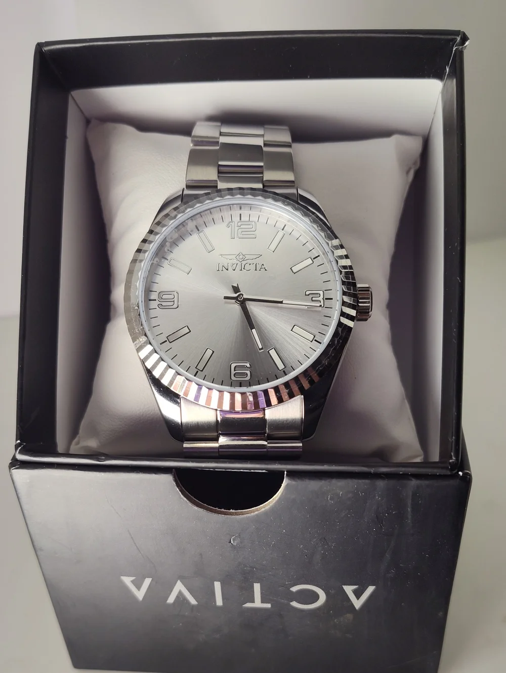 INVICTA MEN'S WATCH SILVER NEW